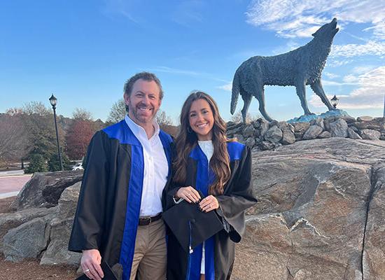 Greg and Addison Camp, father/daughter 在线博彩 Fall 2024 graduates